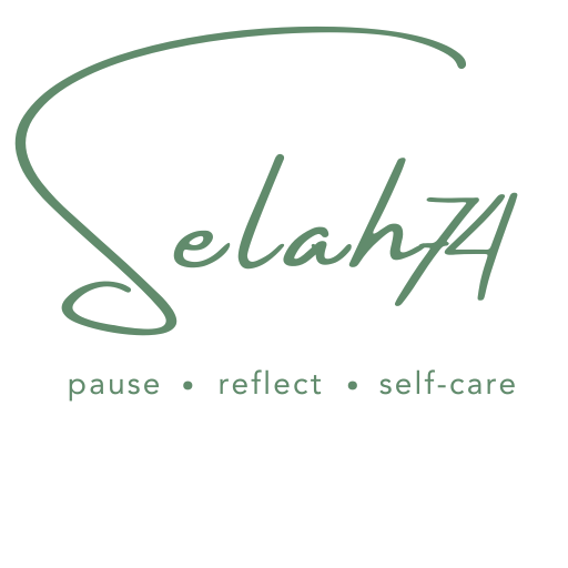 Selah 74 logo